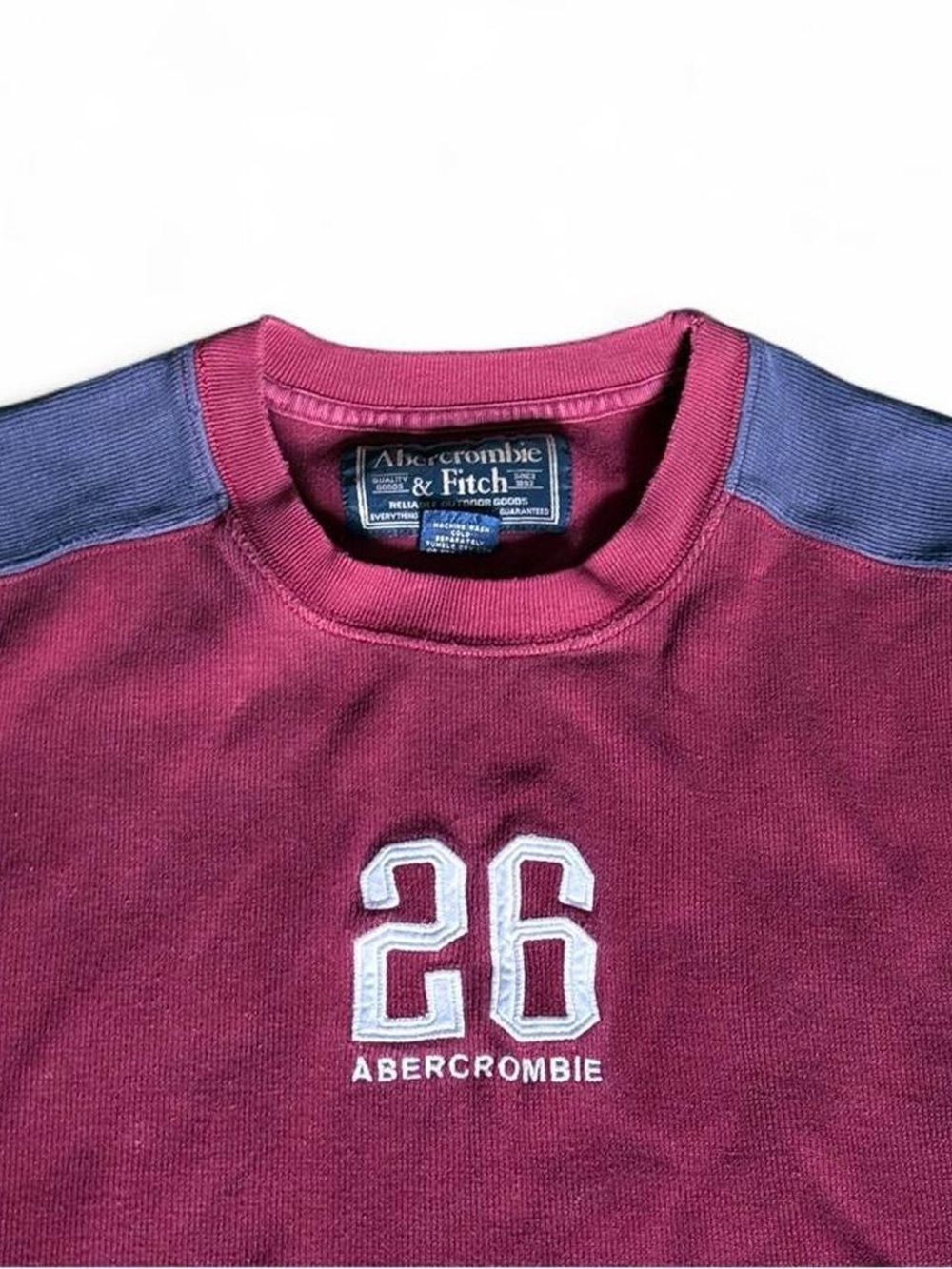 Vintage 90’s Abercrombie & Fitch burgundy long sleeve heavyweight knit shirt